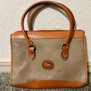 Vintage Dooney & Bourke All-Weather Leather R29 Zip Top Satchel
